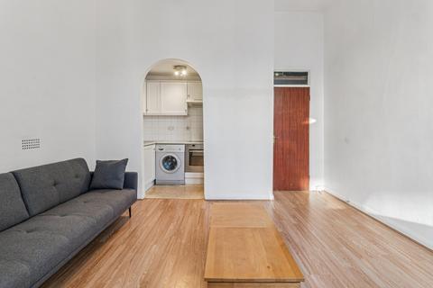 1 bedroom flat to rent, Clanricarde Gardens, London