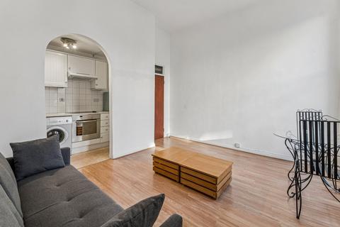 1 bedroom flat to rent, Clanricarde Gardens, London