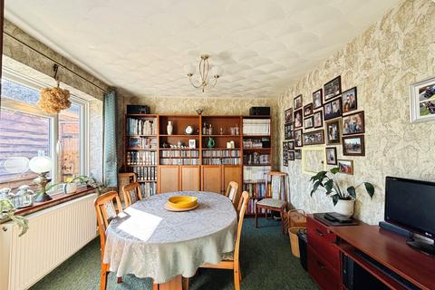 3 bedroom terraced house for sale, Lloyd Goring Close, Angmering, Littlehampton, West Sussex