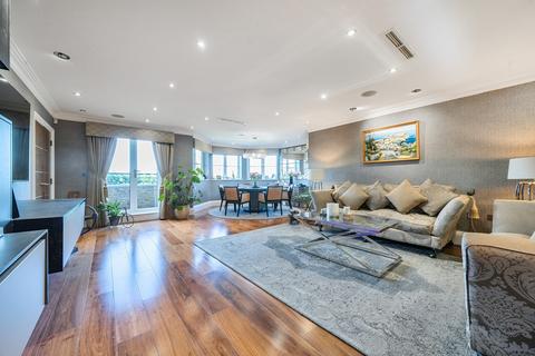 3 bedroom flat for sale, Cockfosters Road, Barnet, EN4