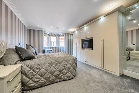 3 bedroom flat for sale, Cockfosters Road, Barnet, EN4
