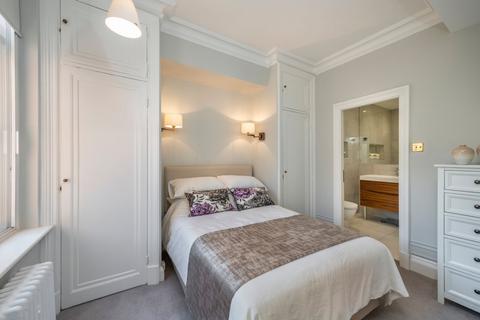 1 bedroom flat to rent, Hallam Street, Marylebone, London