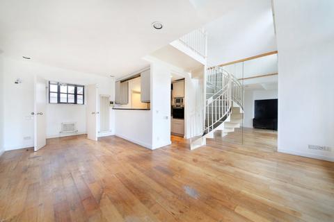1 bedroom flat for sale, Windsor Court, Vicarage Crescent, London