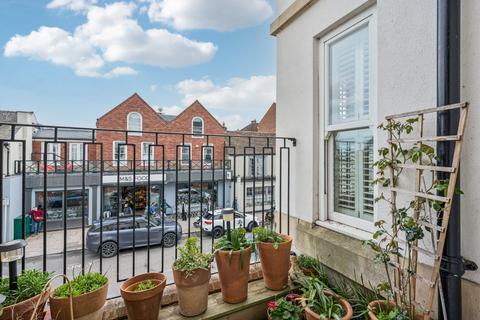 2 bedroom flat for sale, Barnes High Street, Barnes, London