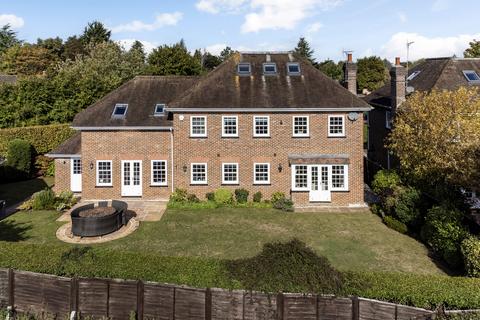 Prospect Lane, Harpenden, AL5