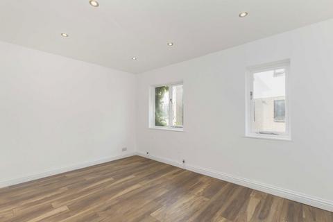 undefined, Lansdowne Wood Close, London SE27