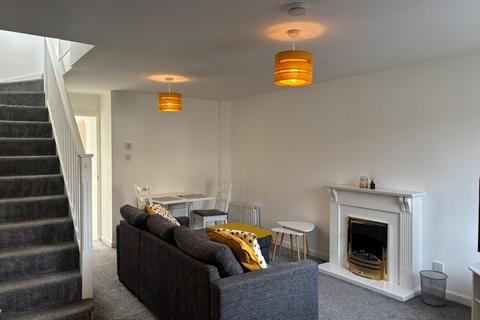 2 bedroom semi-detached house to rent, Eday Court, City Centre, AB15