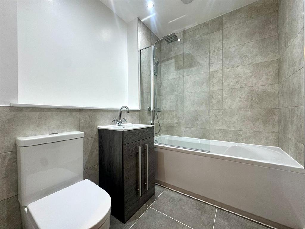 Bathroom.jpeg