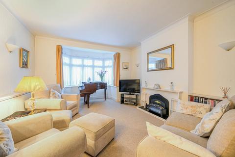 Church Crescent, Whetstone, N20