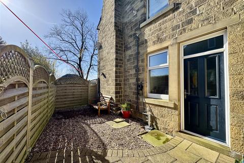 undefined, Kaye Lane, Huddersfield HD5 8XP