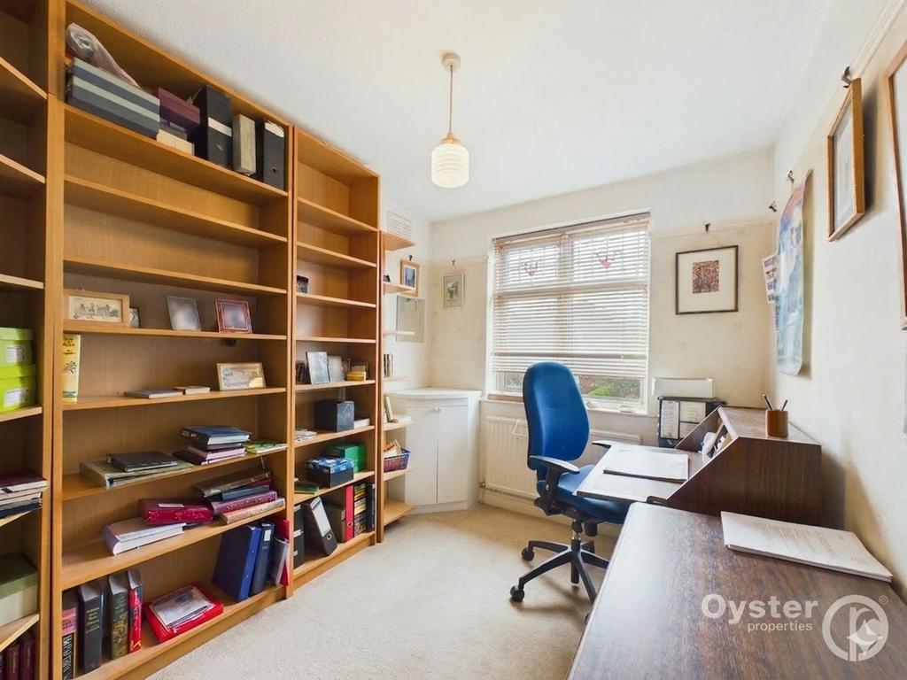Bedroom 3/Study Room