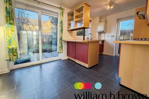 3 bedroom house to rent, Derwent Road, Highwoods, COLCHESTER