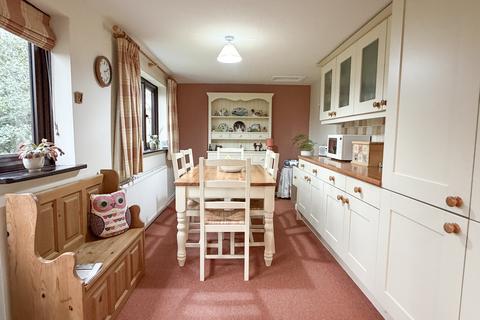 4 bedroom detached house for sale, Haddenham, Buckinghamshire, HP17