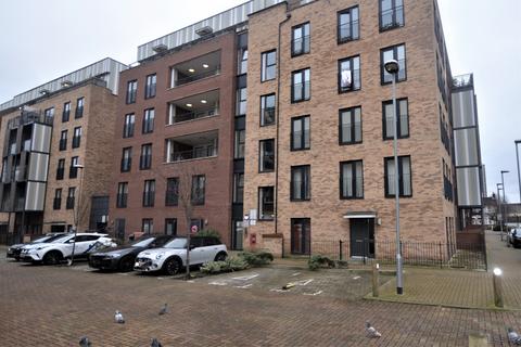 2 bedroom flat to rent, Image Court, RM7 0FJ