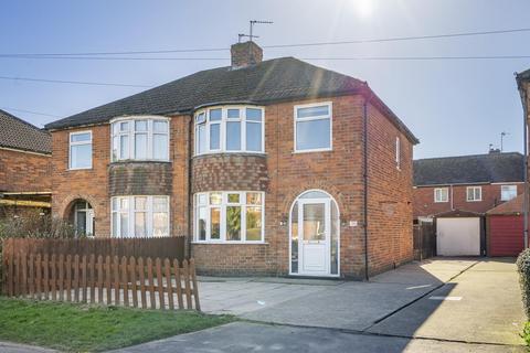 Whitestone Drive, Huntington, York