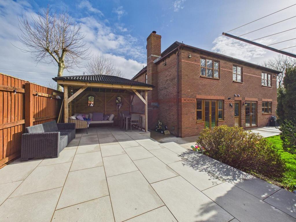Terrace / Patio