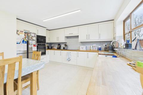 5 bedroom detached house for sale, Banc Gelli Las, Bridgend CF31