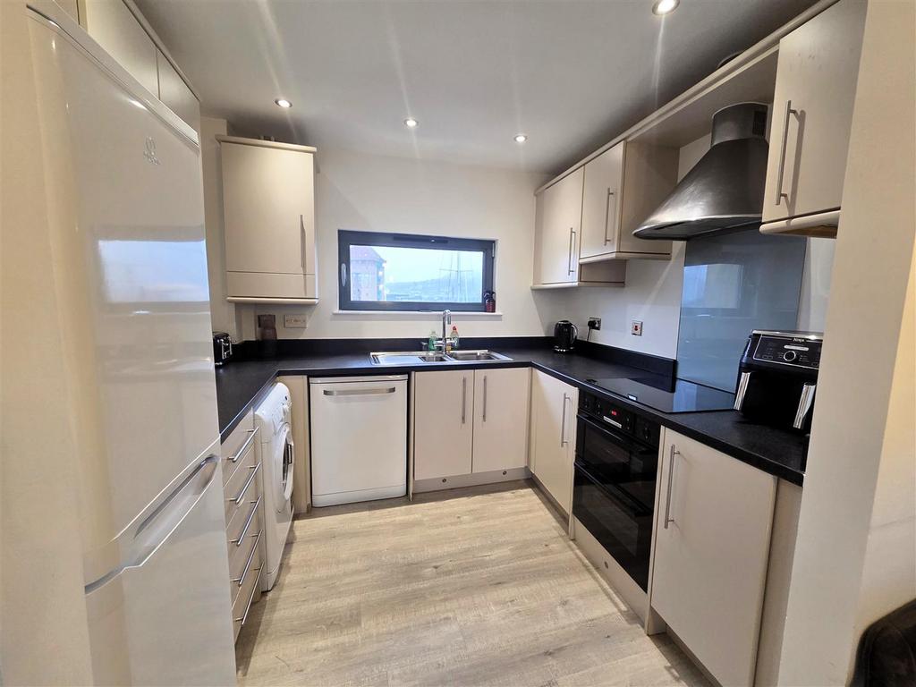 Kitchen.jpg