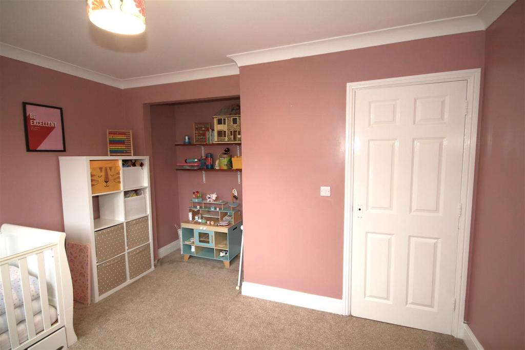 Bedroom 2c.JPG