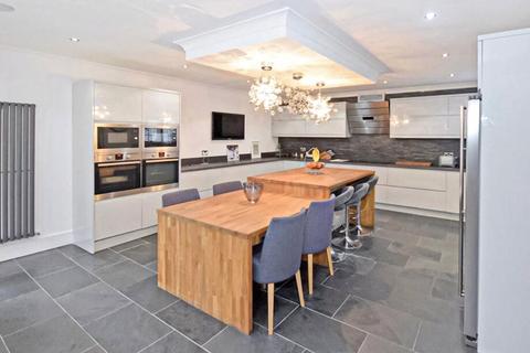 undefined, Carriage Close, Hale Village, Liverpool, Cheshire, L24