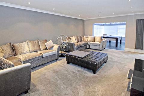 undefined, Carriage Close, Hale Village, Liverpool, Cheshire, L24