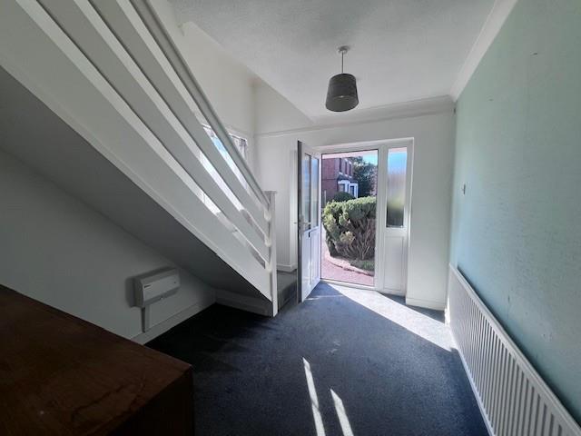 Entrance hallway.jpg