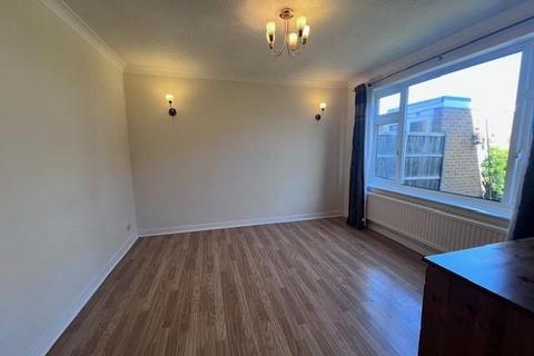 3 bedroom house to rent, The Hollows, Long Eaton, Nottingham