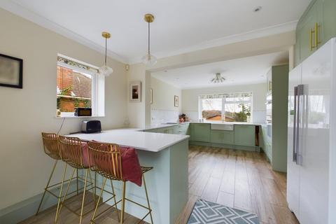undefined, Haw Lane, Bledlow Ridge, Buckinghamshire
