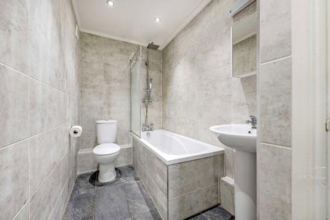 1 bedroom flat to rent, Heathcote Street, London WC1N