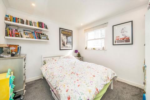 1 bedroom flat to rent, Heathcote Street, London WC1N