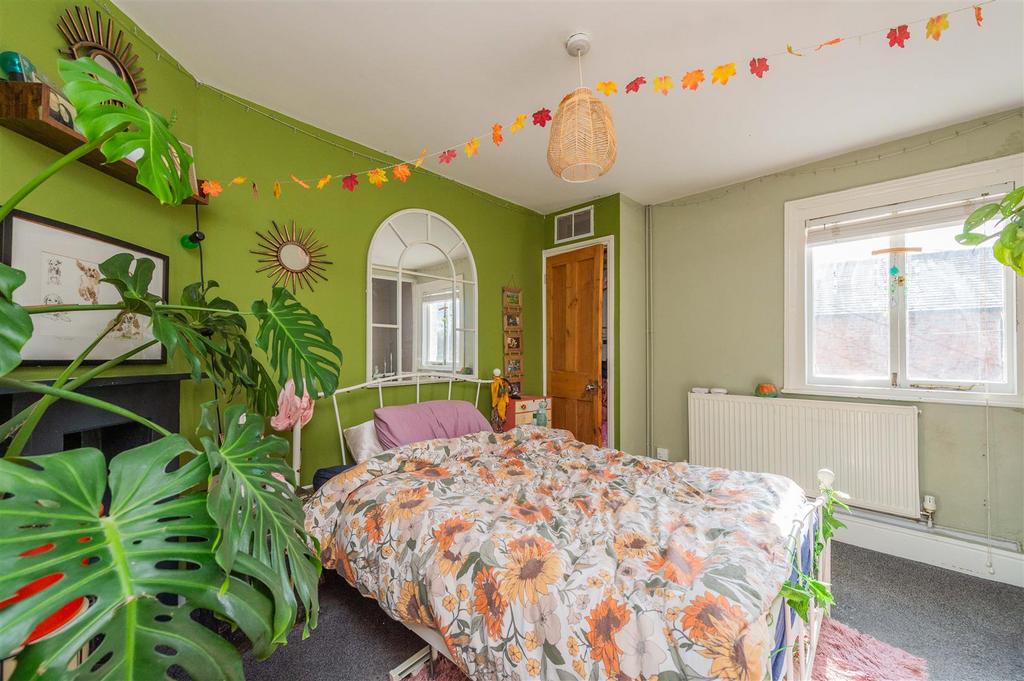 184 Abbey Foregate P (7 of 25).jpg
