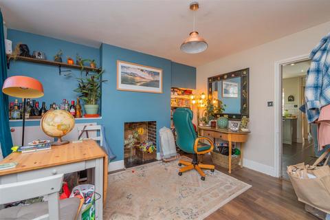 2 bedroom terraced house for sale, Abbey Foregate, Shrewsbury