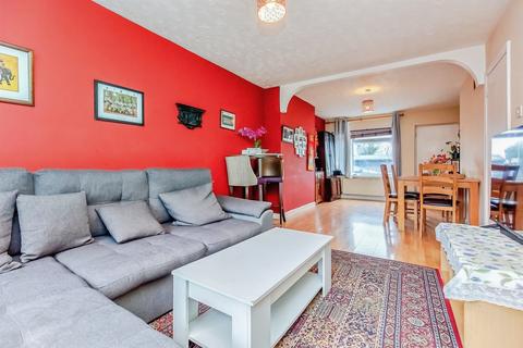 3 bedroom semi-detached house for sale, Harrod Drive, Market Harborough