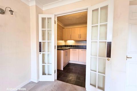 undefined, Woodmere Court, Avenue Road, London