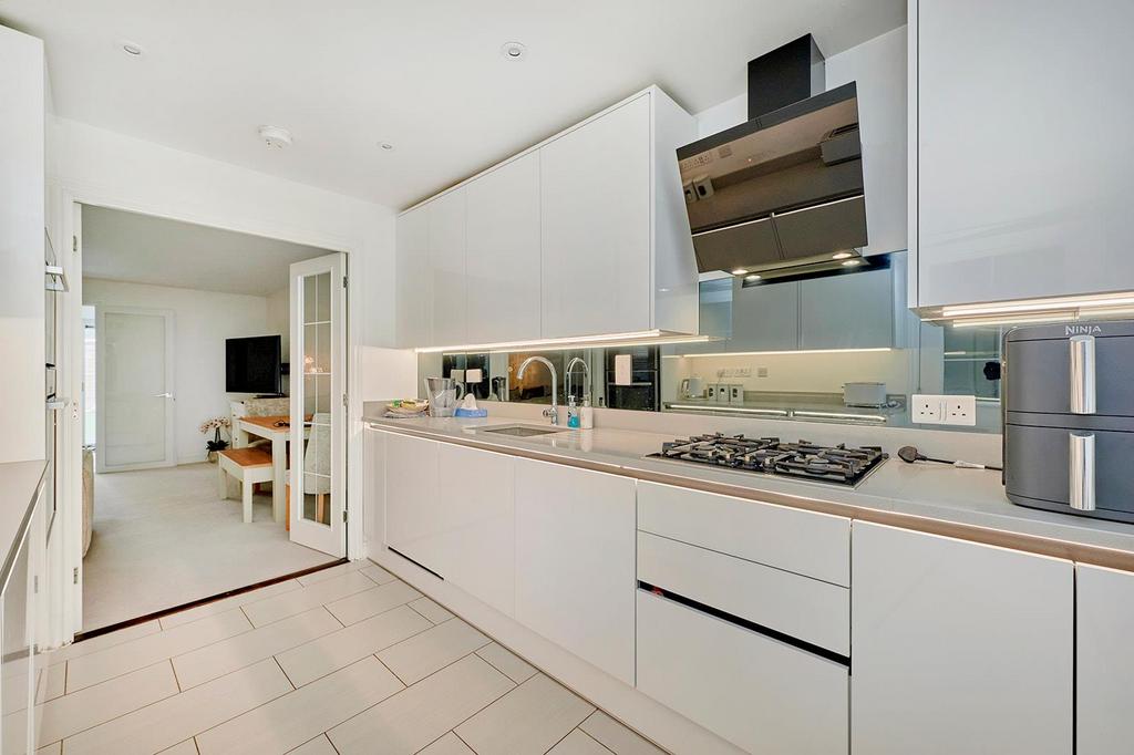 Fitted Kitchen