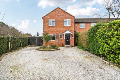 Roundthorn Way, Goldsworth Park, Woking, Surrey, GU21