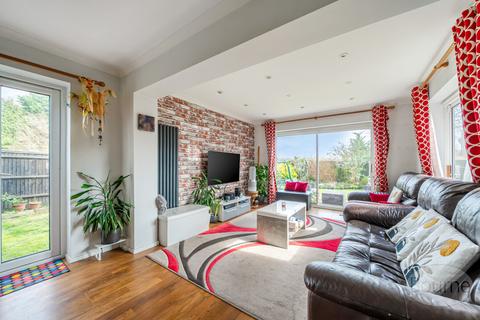 undefined, Roundthorn Way, Goldsworth Park, Woking, Surrey, GU21
