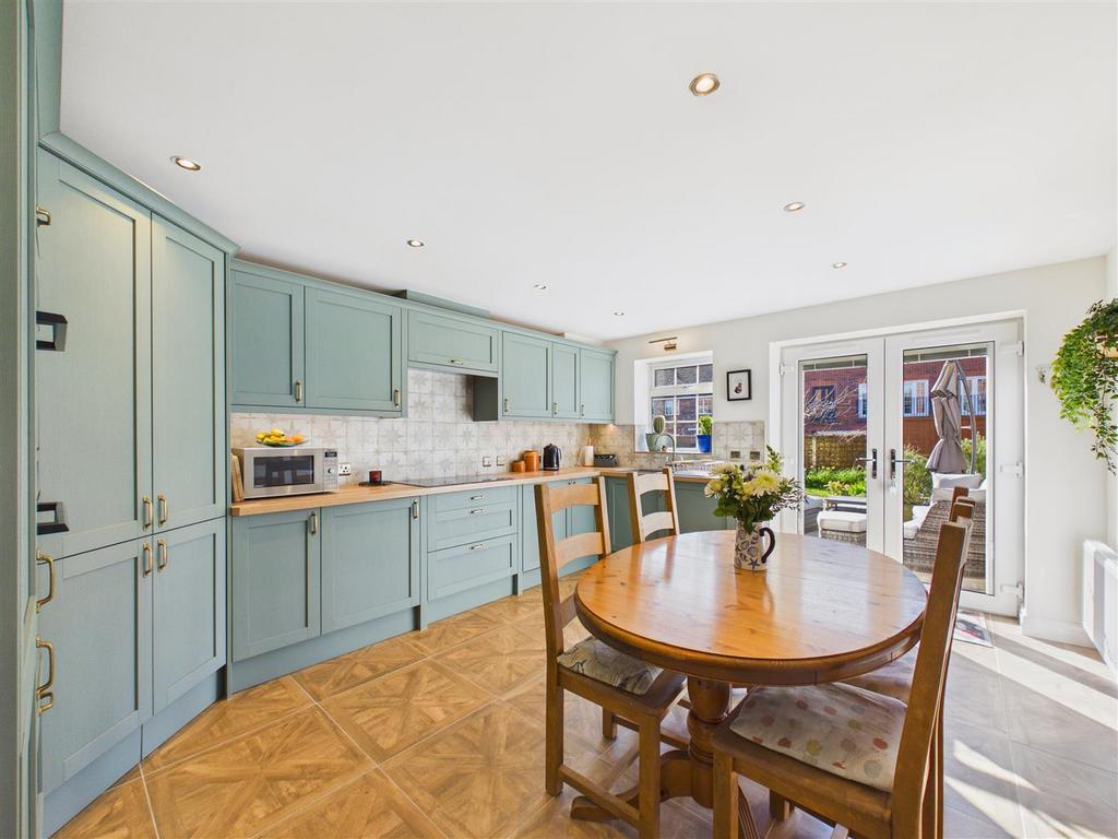 Dining Kitchen