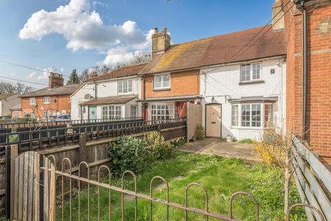 2 bedroom terraced house for sale, Aylesbury Road,  Bierton,  HP22