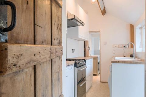 2 bedroom terraced house for sale, Aylesbury Road,  Bierton,  HP22