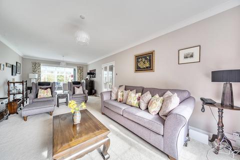 4 bedroom detached house for sale, Melbourne Close, Orpington, Kent
