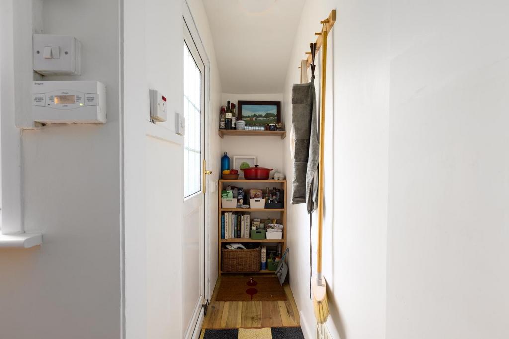 57 Calcott Road-45.jpg