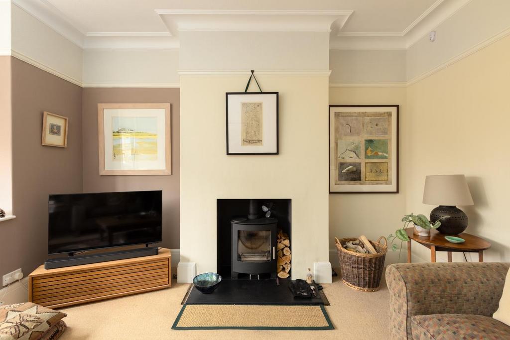 57 Calcott Road-37.jpg