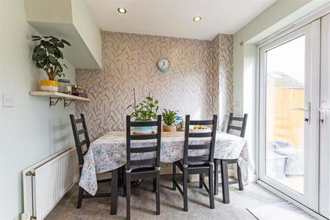 undefined, Bellefield, Slough