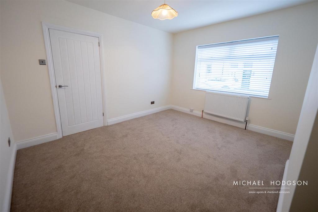 Bedroom/Reception Room
