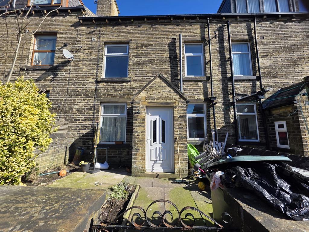 12 Westfield Terrace, Clayton, BD14 6 NT