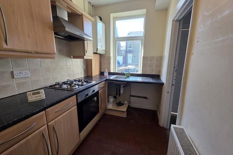 3 bedroom terraced house for sale, Westfield Terrace, Clayton, BD14 6NT