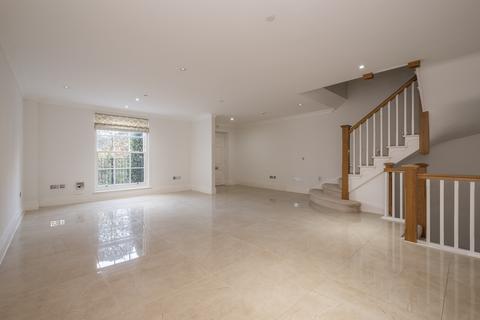 undefined, Corsellis Square, Twickenham, TW1