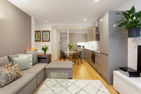 2 bedroom flat for sale, High Road, Whetstone, N20