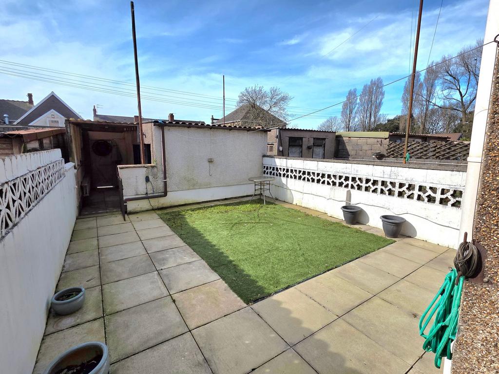 Rear garden